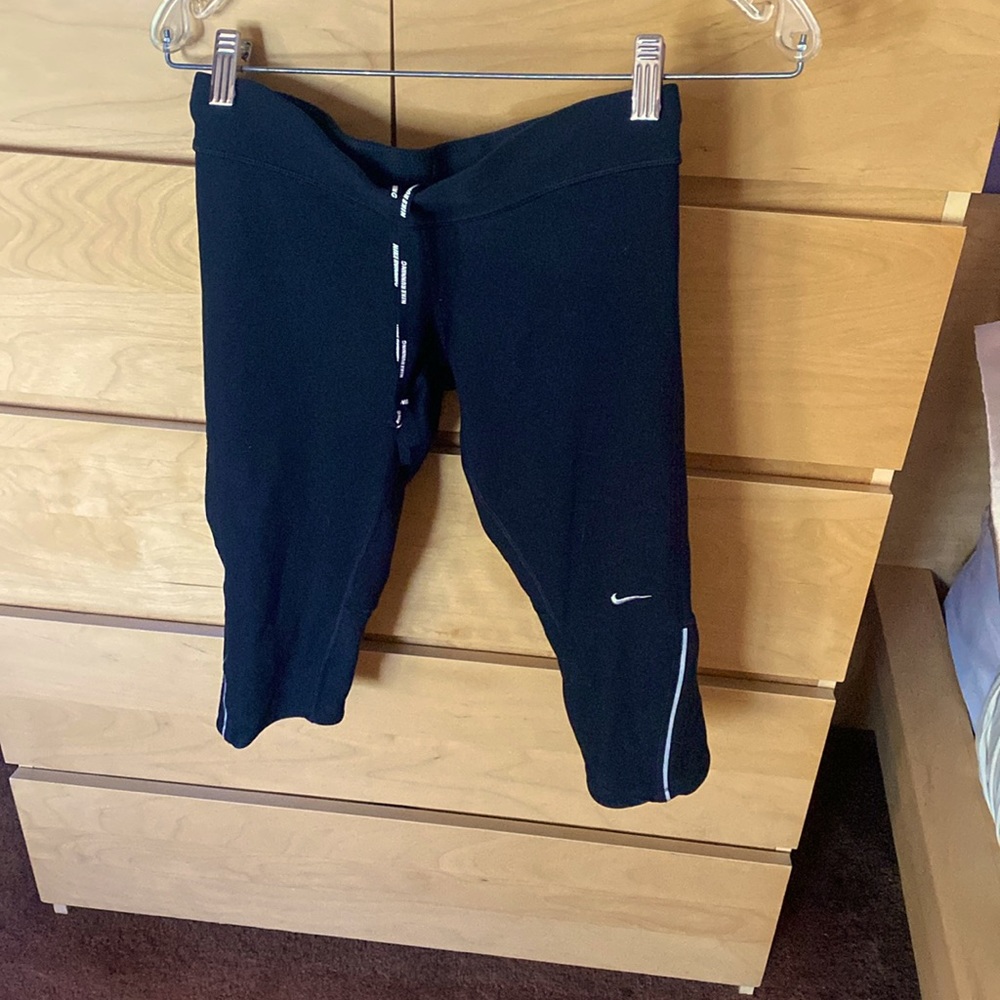 Nike dri-fit capri legging